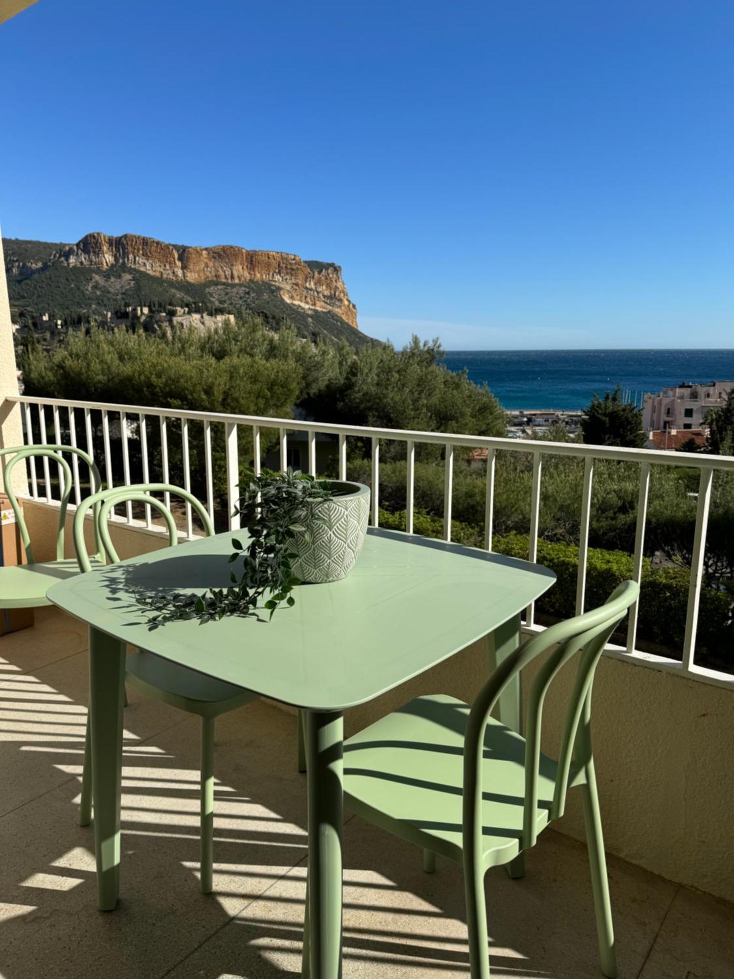 Le Balcon De La Rade Apartment Cassis Exterior photo