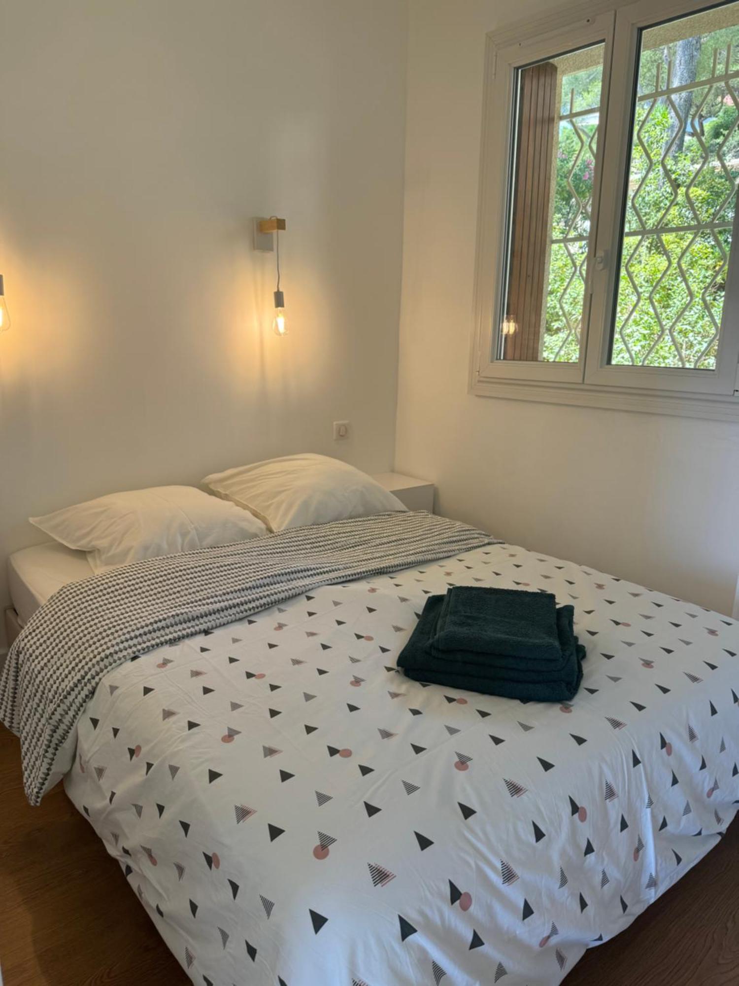 Le Balcon De La Rade Apartment Cassis Exterior photo